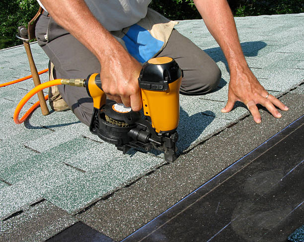 Quick and Trustworthy Emergency Roof Repair Services in Valley View, OH